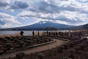 ?遭遇“里程悲”！库里空砍31分4板3助 生涯三分突破3700